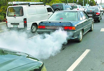 Noua taxa auto – timbrul de mediu se aplica doar masinilor cu maxim 8 locuri Noua taxa auto – timbrul de mediu se aplica doar masinilor cu maxim 8 locuri